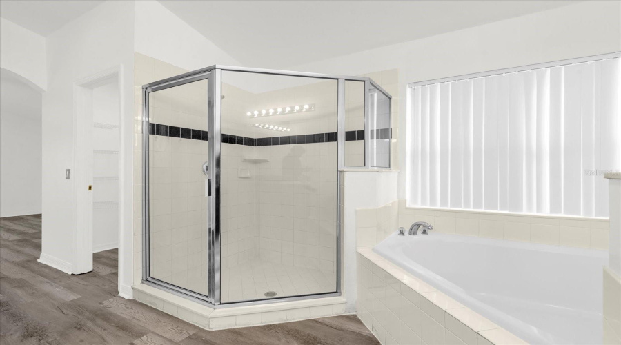 DAVENPORT, Florida 33896, 4 Bedrooms Bedrooms, ,3 BathroomsBathrooms,Residential,For Sale,KILDRUMMY,0,MFRO6380195