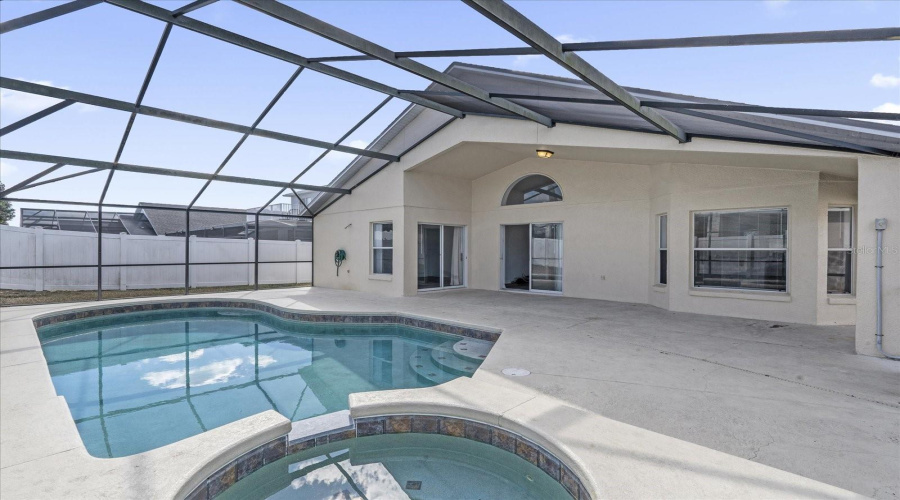 DAVENPORT, Florida 33896, 4 Bedrooms Bedrooms, ,3 BathroomsBathrooms,Residential,For Sale,KILDRUMMY,0,MFRO6380195