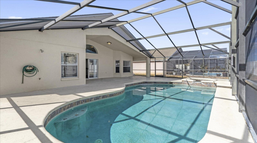 DAVENPORT, Florida 33896, 4 Bedrooms Bedrooms, ,3 BathroomsBathrooms,Residential,For Sale,KILDRUMMY,0,MFRO6380195