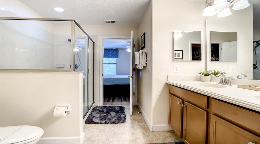 DAVENPORT, Florida 33896, 8 Bedrooms Bedrooms, ,5 BathroomsBathrooms,Residential,For Sale,WEXFORD,0,MFRO6240717