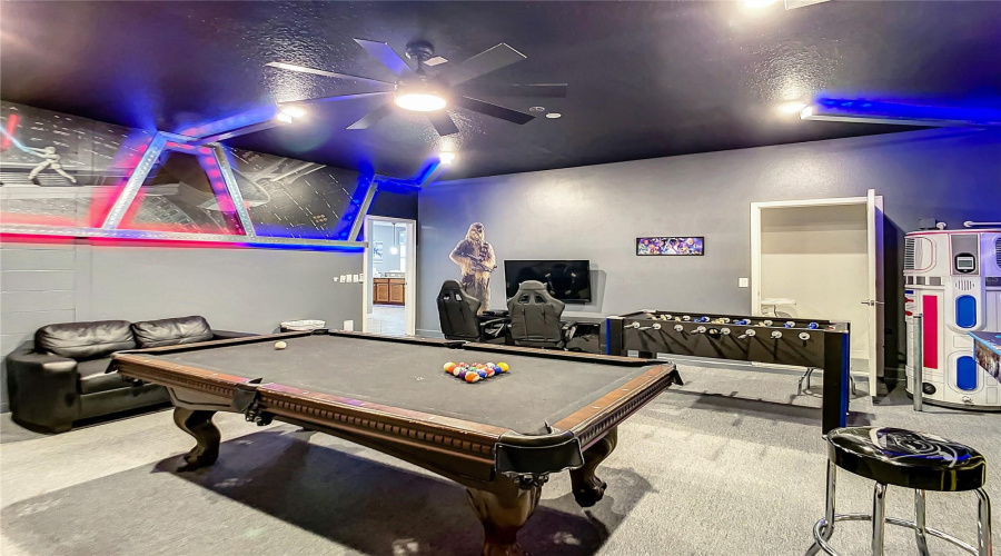 DAVENPORT, Florida 33896, 8 Bedrooms Bedrooms, ,5 BathroomsBathrooms,Residential,For Sale,WEXFORD,0,MFRO6240717