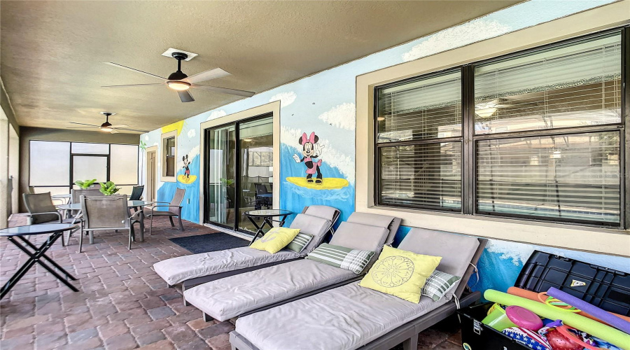 DAVENPORT, Florida 33896, 8 Bedrooms Bedrooms, ,5 BathroomsBathrooms,Residential,For Sale,WEXFORD,0,MFRO6240717