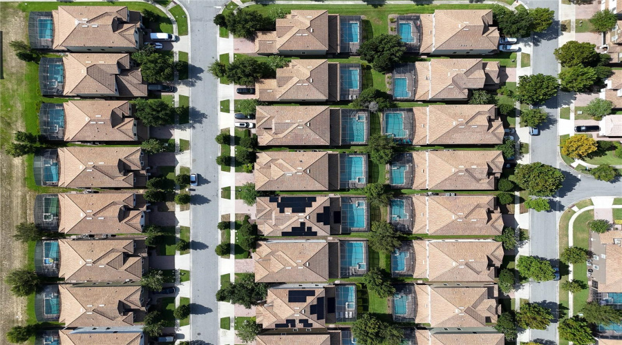 DAVENPORT, Florida 33896, 8 Bedrooms Bedrooms, ,5 BathroomsBathrooms,Residential,For Sale,WEXFORD,0,MFRO6240717