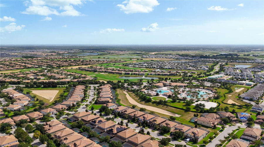 DAVENPORT, Florida 33896, 8 Bedrooms Bedrooms, ,5 BathroomsBathrooms,Residential,For Sale,WEXFORD,0,MFRO6240717