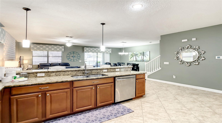 DAVENPORT, Florida 33896, 8 Bedrooms Bedrooms, ,5 BathroomsBathrooms,Residential,For Sale,WEXFORD,0,MFRO6240717