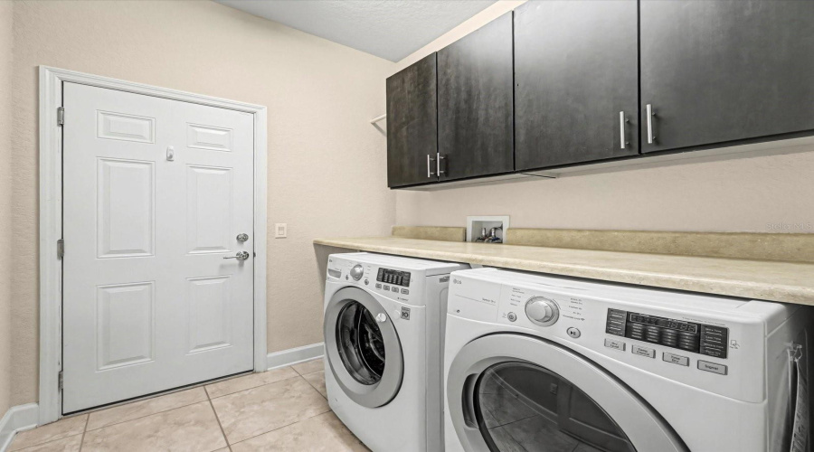 DAVENPORT, Florida 33896, 3 Bedrooms Bedrooms, ,2 BathroomsBathrooms,Residential,For Sale,LISBON,0,MFRO6384141