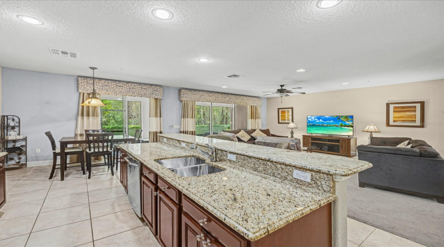 DAVENPORT, Florida 33896, 3 Bedrooms Bedrooms, ,2 BathroomsBathrooms,Residential,For Sale,LISBON,0,MFRO6384141