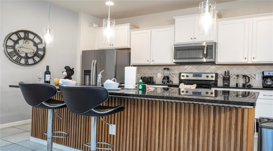 KISSIMMEE, Florida 34747, 6 Bedrooms Bedrooms, ,4 BathroomsBathrooms,Residential,For Sale,RHODES,0,MFRO6381275