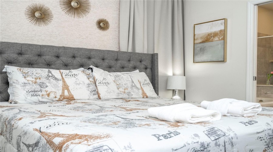 KISSIMMEE, Florida 34747, 6 Bedrooms Bedrooms, ,4 BathroomsBathrooms,Residential,For Sale,RHODES,0,MFRO6381275