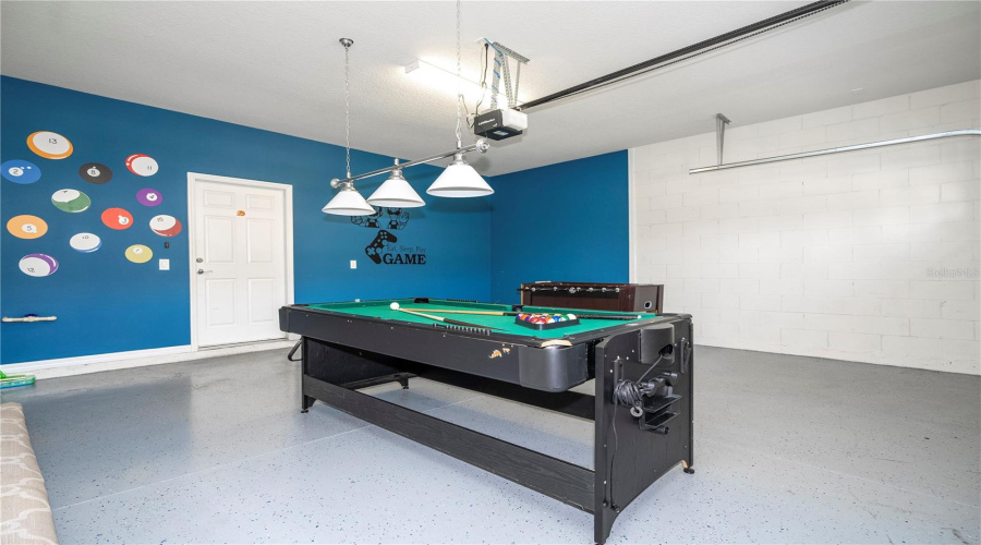 KISSIMMEE, Florida 34747, 6 Bedrooms Bedrooms, ,4 BathroomsBathrooms,Residential,For Sale,RHODES,0,MFRO6381275