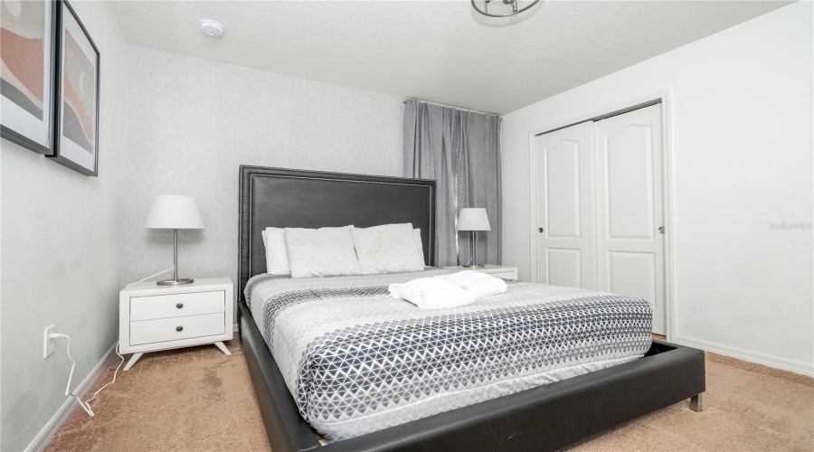 KISSIMMEE, Florida 34747, 6 Bedrooms Bedrooms, ,4 BathroomsBathrooms,Residential,For Sale,RHODES,0,MFRO6381275