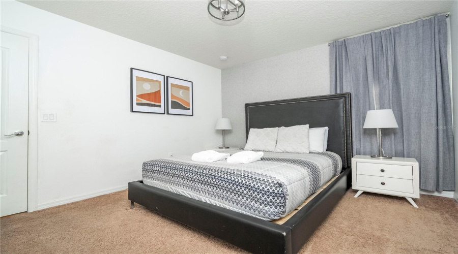 KISSIMMEE, Florida 34747, 6 Bedrooms Bedrooms, ,4 BathroomsBathrooms,Residential,For Sale,RHODES,0,MFRO6381275