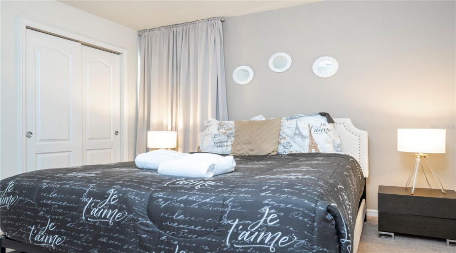 KISSIMMEE, Florida 34747, 6 Bedrooms Bedrooms, ,4 BathroomsBathrooms,Residential,For Sale,RHODES,0,MFRO6381275