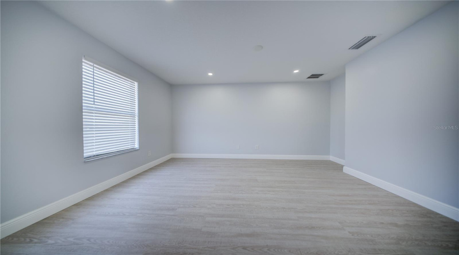 KISSIMMEE, Florida 34746, 5 Bedrooms Bedrooms, ,3 BathroomsBathrooms,Residential,For Sale,SWEETSPIRE,0,MFRS5144269