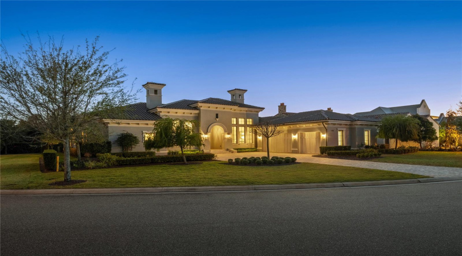 ORLANDO, Florida 32836, 5 Bedrooms Bedrooms, ,5 BathroomsBathrooms,Residential,For Sale,HYPERION,0,MFRO6381136