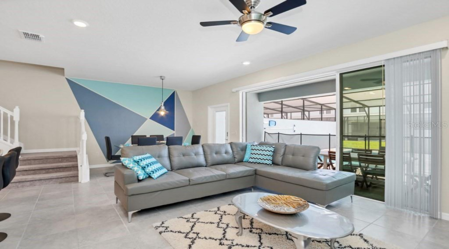 DAVENPORT, Florida 33897, 5 Bedrooms Bedrooms, ,4 BathroomsBathrooms,Residential,For Sale,LAVA TREE DR,0,MFRO6338426