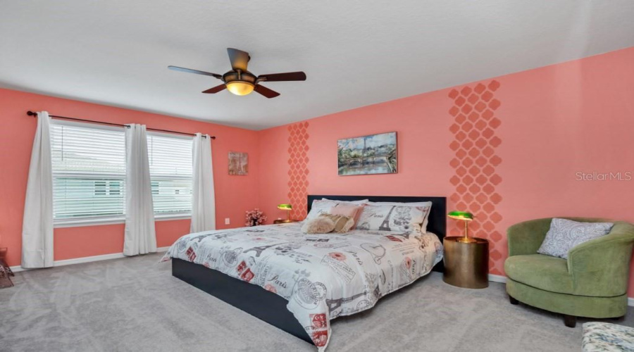 DAVENPORT, Florida 33897, 5 Bedrooms Bedrooms, ,4 BathroomsBathrooms,Residential,For Sale,LAVA TREE DR,0,MFRO6338426