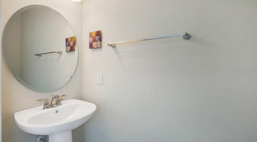 DAVENPORT, Florida 33897, 5 Bedrooms Bedrooms, ,4 BathroomsBathrooms,Residential,For Sale,LAVA TREE DR,0,MFRO6338426