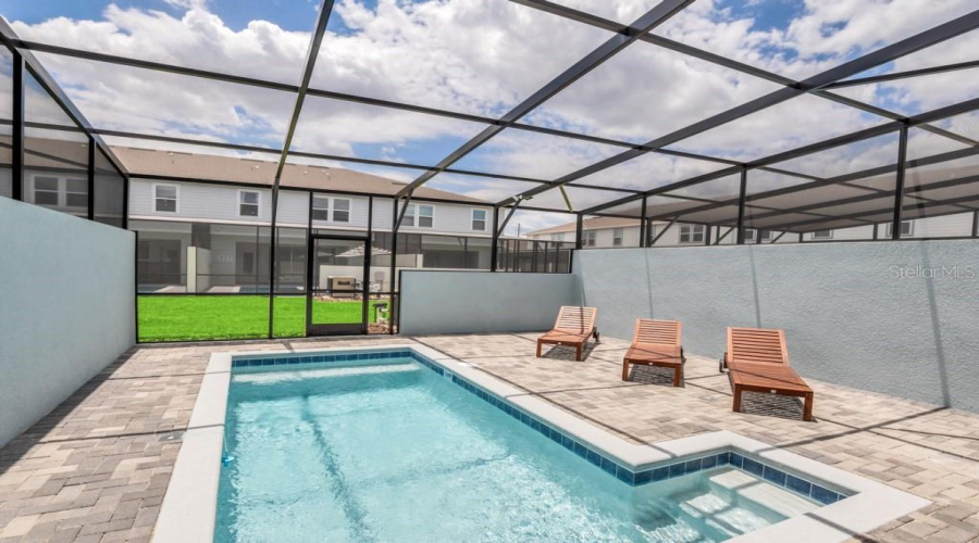 DAVENPORT, Florida 33897, 5 Bedrooms Bedrooms, ,4 BathroomsBathrooms,Residential,For Sale,LAVA TREE DR,0,MFRO6338426