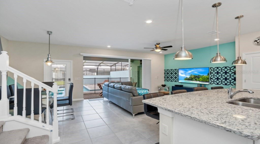 DAVENPORT, Florida 33897, 5 Bedrooms Bedrooms, ,4 BathroomsBathrooms,Residential,For Sale,LAVA TREE DR,0,MFRO6338426