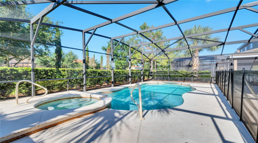 DAVENPORT, Florida 33837, 6 Bedrooms Bedrooms, ,4 BathroomsBathrooms,Residential,For Sale,ACORN,0,MFRG5095213