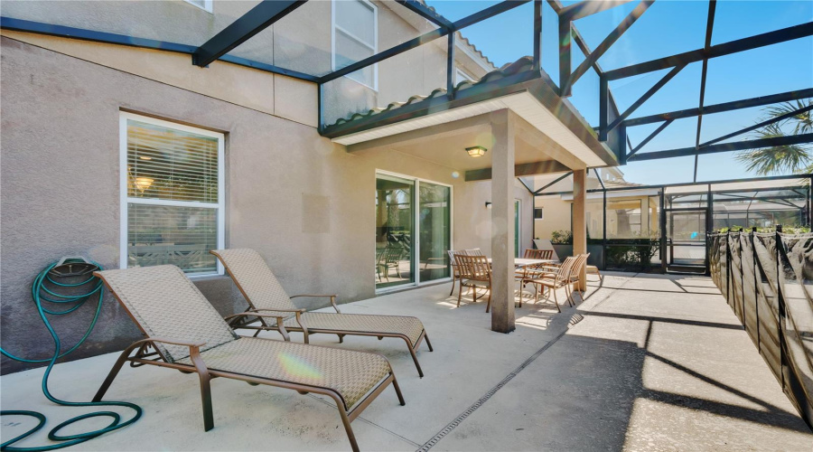 DAVENPORT, Florida 33837, 6 Bedrooms Bedrooms, ,4 BathroomsBathrooms,Residential,For Sale,ACORN,0,MFRG5095213