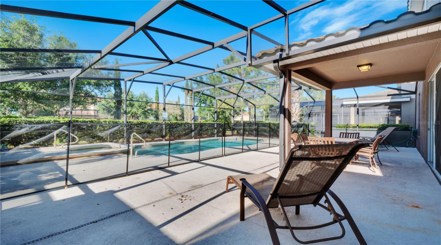 DAVENPORT, Florida 33837, 6 Bedrooms Bedrooms, ,4 BathroomsBathrooms,Residential,For Sale,ACORN,0,MFRG5095213