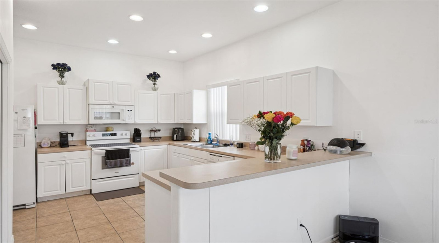 DAVENPORT, Florida 33897, 4 Bedrooms Bedrooms, ,3 BathroomsBathrooms,Residential,For Sale,TUSCAN HILLS,0,MFRP4937899