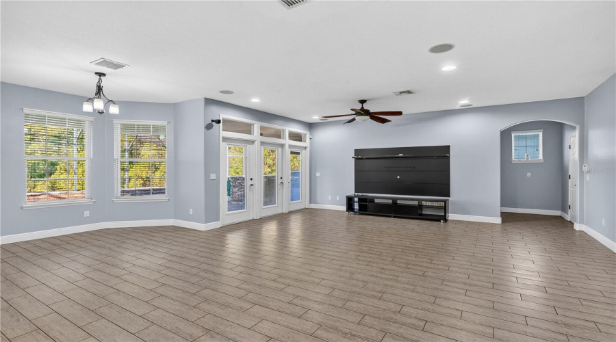 DAVENPORT, Florida 33837, 4 Bedrooms Bedrooms, ,3 BathroomsBathrooms,Residential,For Sale,LEXINGTON,0,MFRO6364267