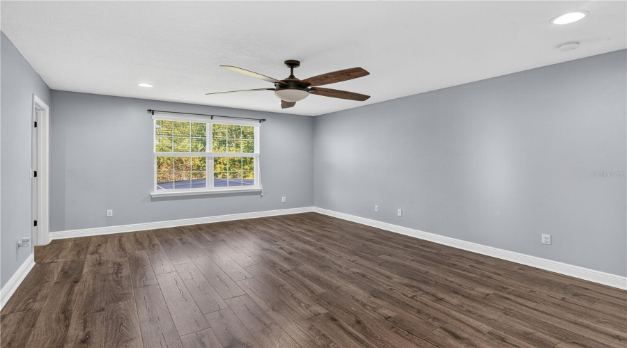 DAVENPORT, Florida 33837, 4 Bedrooms Bedrooms, ,3 BathroomsBathrooms,Residential,For Sale,LEXINGTON,0,MFRO6364267