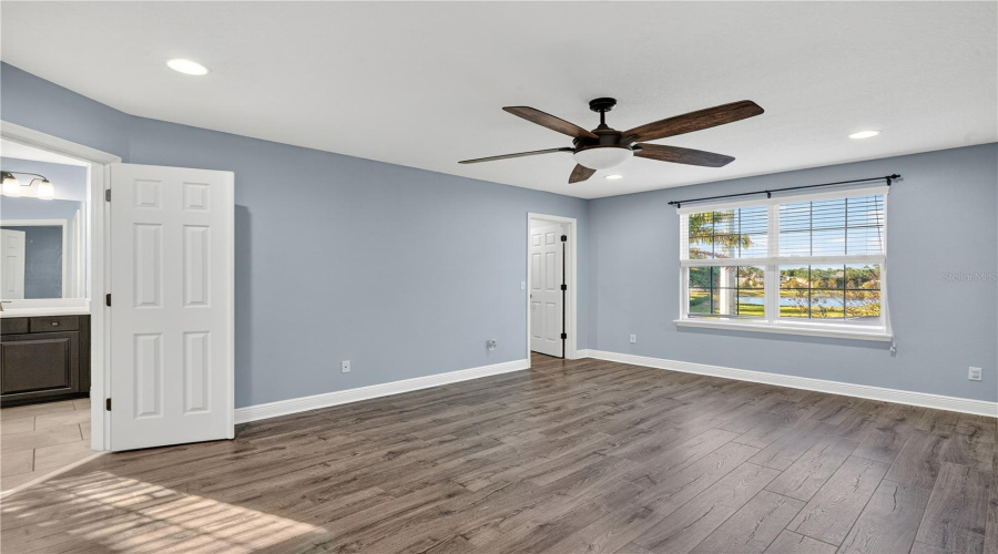 DAVENPORT, Florida 33837, 4 Bedrooms Bedrooms, ,3 BathroomsBathrooms,Residential,For Sale,LEXINGTON,0,MFRO6364267