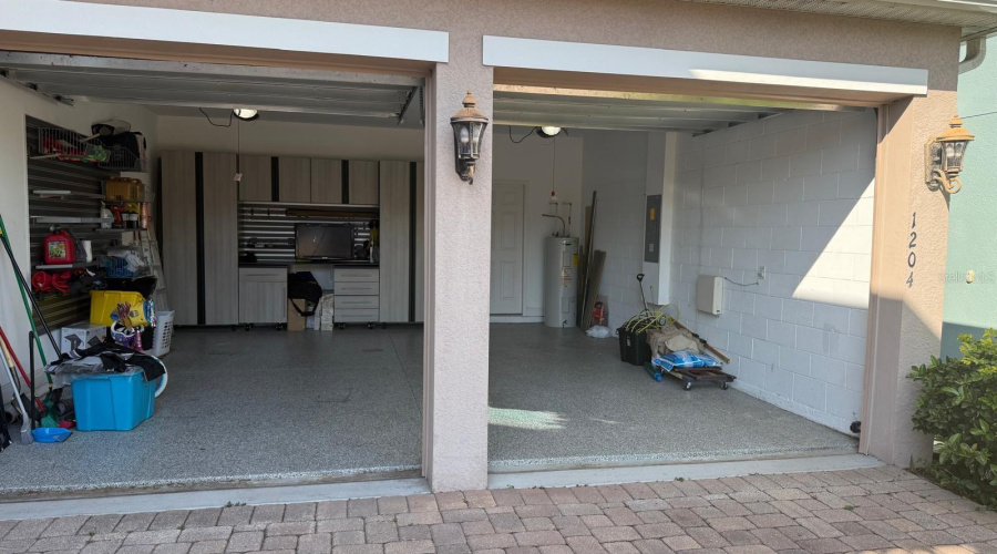 DAVENPORT, Florida 33837, 4 Bedrooms Bedrooms, ,3 BathroomsBathrooms,Residential,For Sale,LEXINGTON,0,MFRO6364267