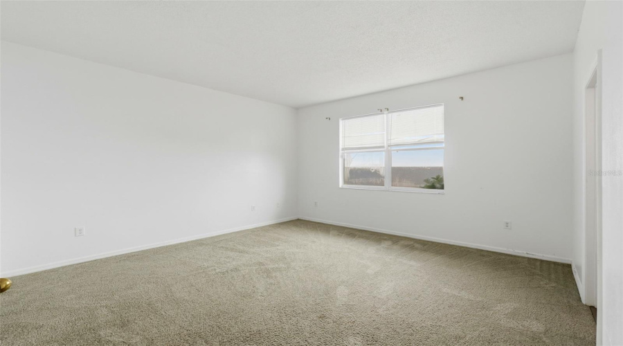 DAVENPORT, Florida 33897, 3 Bedrooms Bedrooms, ,2 BathroomsBathrooms,Residential,For Sale,ROSELING,0,MFRG5105391