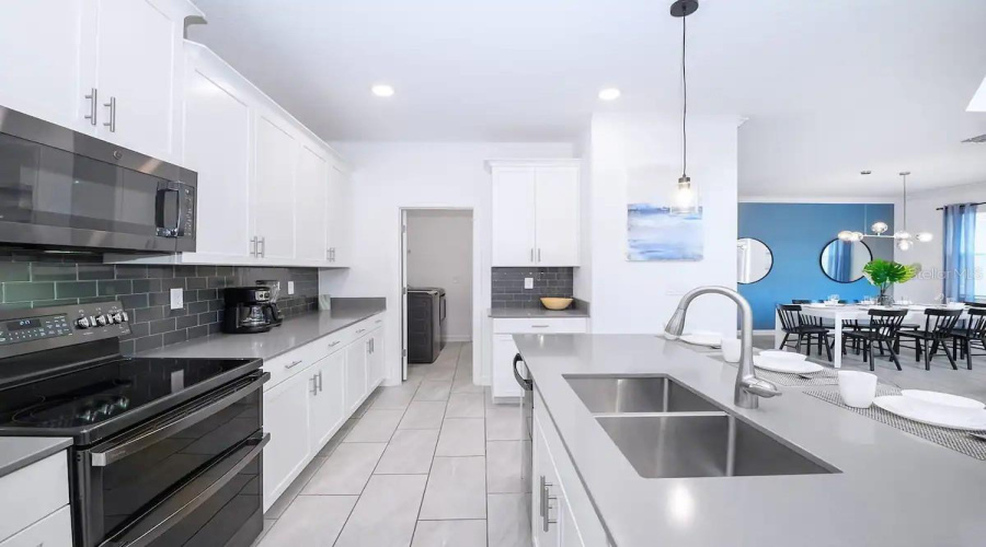 KISSIMMEE, Florida 34746, 5 Bedrooms Bedrooms, ,5 BathroomsBathrooms,Residential,For Sale,PROTAGONIST,0,MFRS5142284