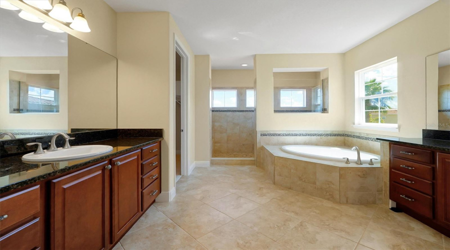 KISSIMMEE, Florida 34746, 5 Bedrooms Bedrooms, ,5 BathroomsBathrooms,Residential,For Sale,SPINNAKER,0,MFRO6382877