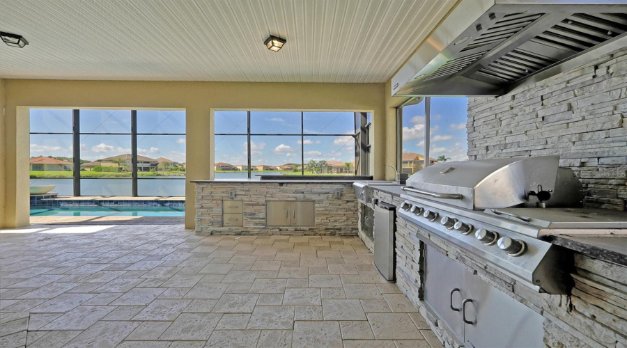 KISSIMMEE, Florida 34746, 5 Bedrooms Bedrooms, ,5 BathroomsBathrooms,Residential,For Sale,SPINNAKER,0,MFRO6382877