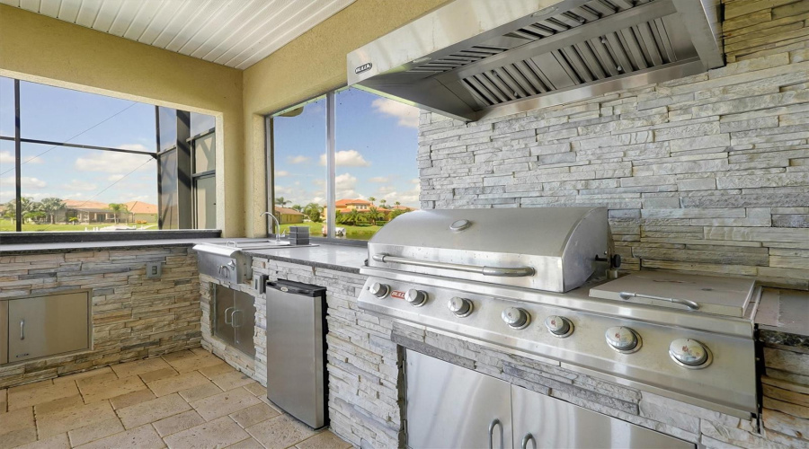 KISSIMMEE, Florida 34746, 5 Bedrooms Bedrooms, ,5 BathroomsBathrooms,Residential,For Sale,SPINNAKER,0,MFRO6382877