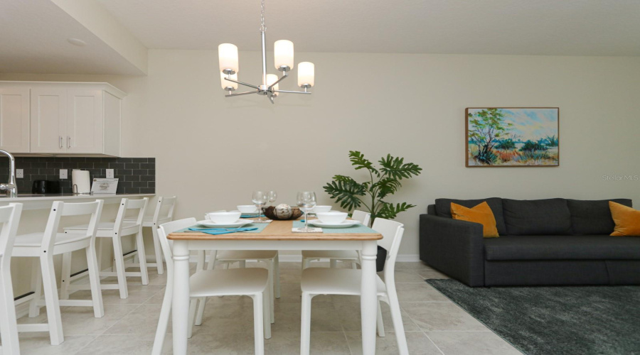 KISSIMMEE, Florida 34746, 2 Bedrooms Bedrooms, ,2 BathroomsBathrooms,Residential,For Sale,PARADOX,0,MFRO6384113