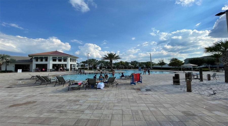 KISSIMMEE, Florida 34746, 2 Bedrooms Bedrooms, ,2 BathroomsBathrooms,Residential,For Sale,PARADOX,0,MFRO6384113