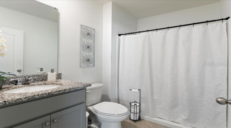 DAVENPORT, Florida 33837, 5 Bedrooms Bedrooms, ,3 BathroomsBathrooms,Residential,For Sale,CASCADES AVENUE,0,MFRS5144268