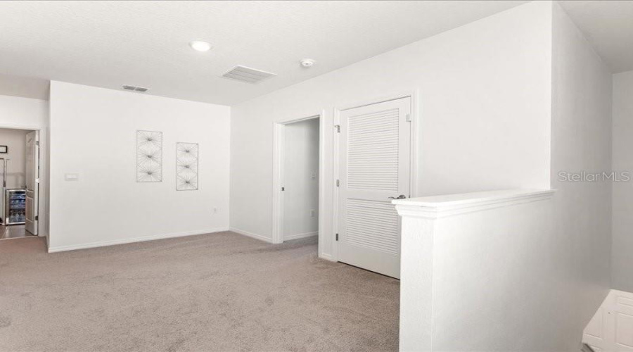 DAVENPORT, Florida 33837, 5 Bedrooms Bedrooms, ,3 BathroomsBathrooms,Residential,For Sale,CASCADES AVENUE,0,MFRS5144268