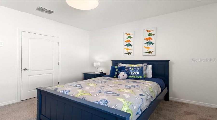 DAVENPORT, Florida 33837, 5 Bedrooms Bedrooms, ,3 BathroomsBathrooms,Residential,For Sale,CASCADES AVENUE,0,MFRS5144268