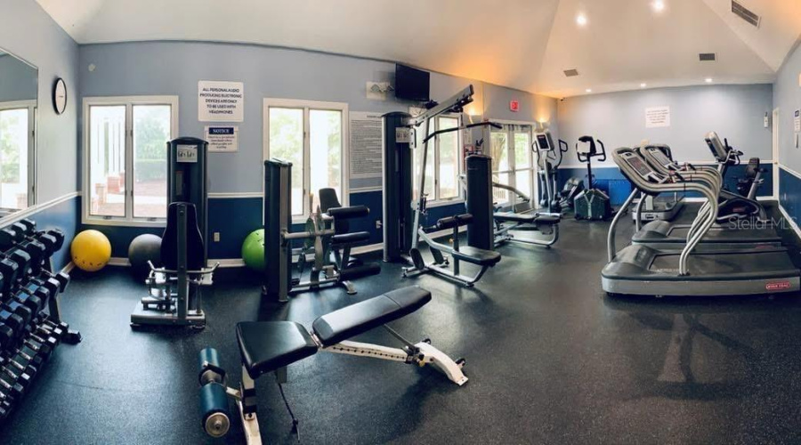 DAVENPORT, Florida 33837, 5 Bedrooms Bedrooms, ,3 BathroomsBathrooms,Residential,For Sale,CASCADES AVENUE,0,MFRS5144268