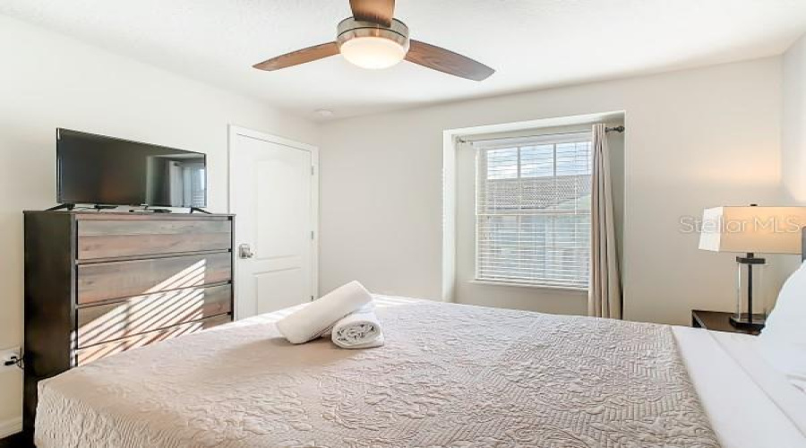 DAVENPORT, Florida 33837, 5 Bedrooms Bedrooms, ,4 BathroomsBathrooms,Residential,For Sale,TERRASONESTA,0,MFRO6384401