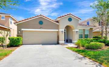 DAVENPORT, Florida 33837, 5 Bedrooms Bedrooms, ,5 BathroomsBathrooms,Residential,For Sale,ACORN,0,MFRS5144288