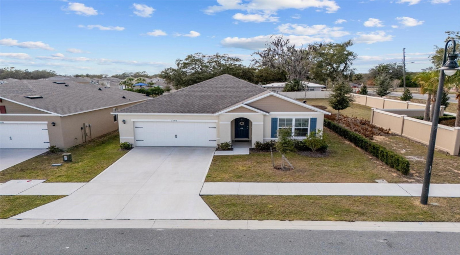 DAVENPORT, Florida 33837, 3 Bedrooms Bedrooms, ,2 BathroomsBathrooms,Residential,For Sale,DOE RUN,0,MFRP4937912