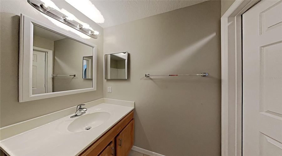 DAVENPORT, Florida 33837, 4 Bedrooms Bedrooms, ,2 BathroomsBathrooms,Residential,For Sale,LOBELIA,0,MFRC7522282