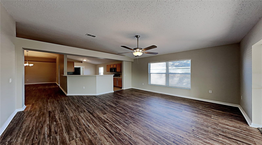 DAVENPORT, Florida 33837, 4 Bedrooms Bedrooms, ,2 BathroomsBathrooms,Residential,For Sale,LOBELIA,0,MFRC7522282