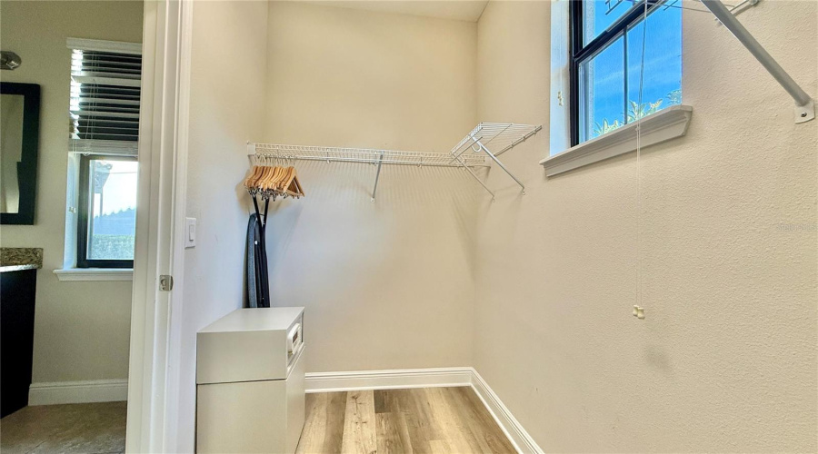 DAVENPORT, Florida 33896, 4 Bedrooms Bedrooms, ,3 BathroomsBathrooms,Residential,For Sale,ROSEVILLE,0,MFRO6384527