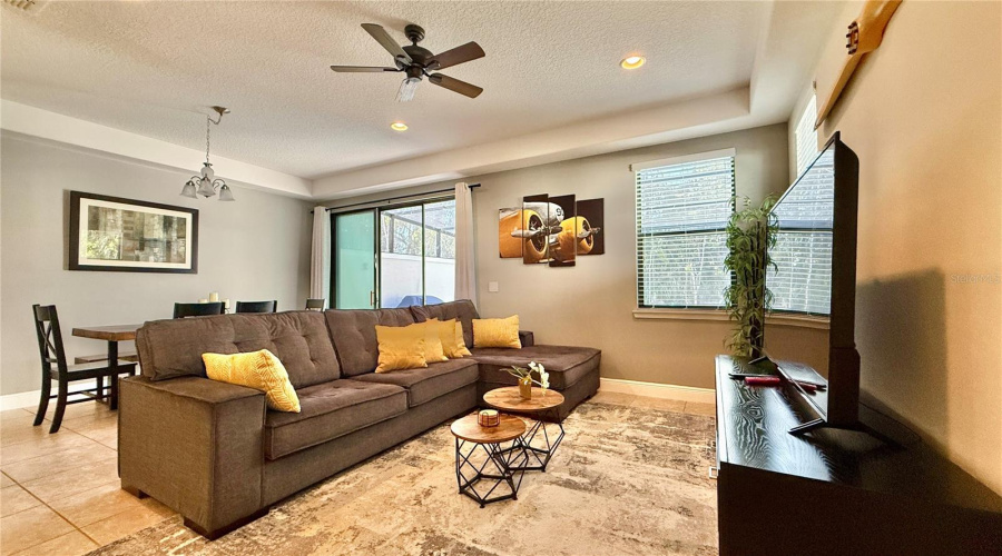 DAVENPORT, Florida 33896, 4 Bedrooms Bedrooms, ,3 BathroomsBathrooms,Residential,For Sale,ROSEVILLE,0,MFRO6384527